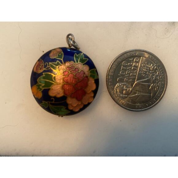 Unbranded Jewelry - Vintage Cloisonné Floral Round Double Sided Pendant Enamel Blue Gold